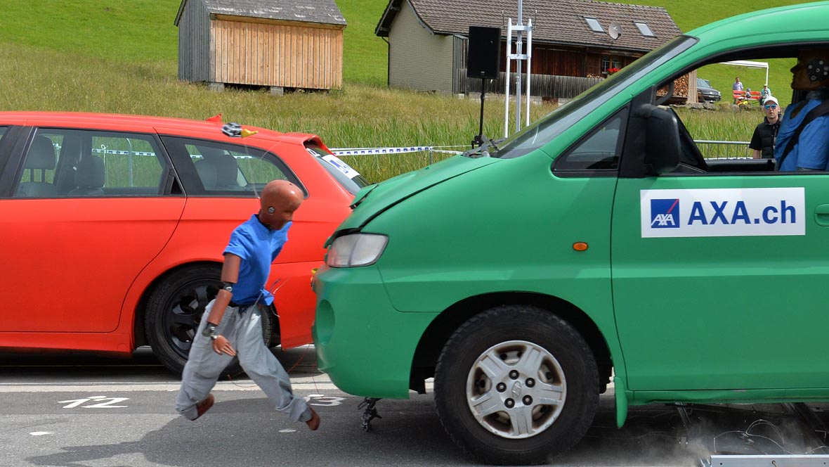 Transporter im Crashtest