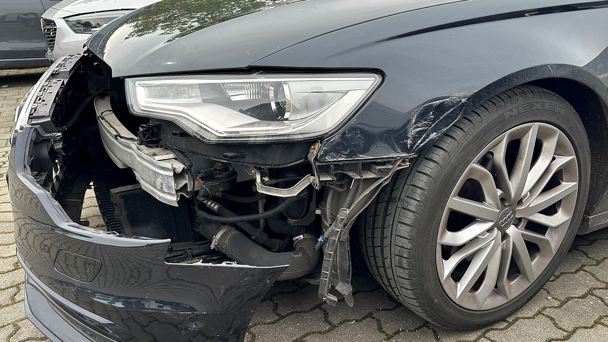 Verkehrsunfälle auf deutschen Straßen und die Zahl an Verletzten nehmen weiter zu, Crahs mit töflichem Ausgang verharren in etwa auf dem Niveau des Vorjahres.