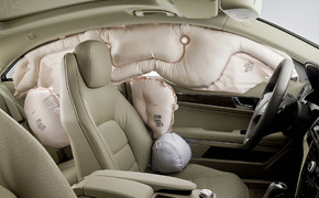 Mercedes-Benz E-Klasse 2009 Airbags